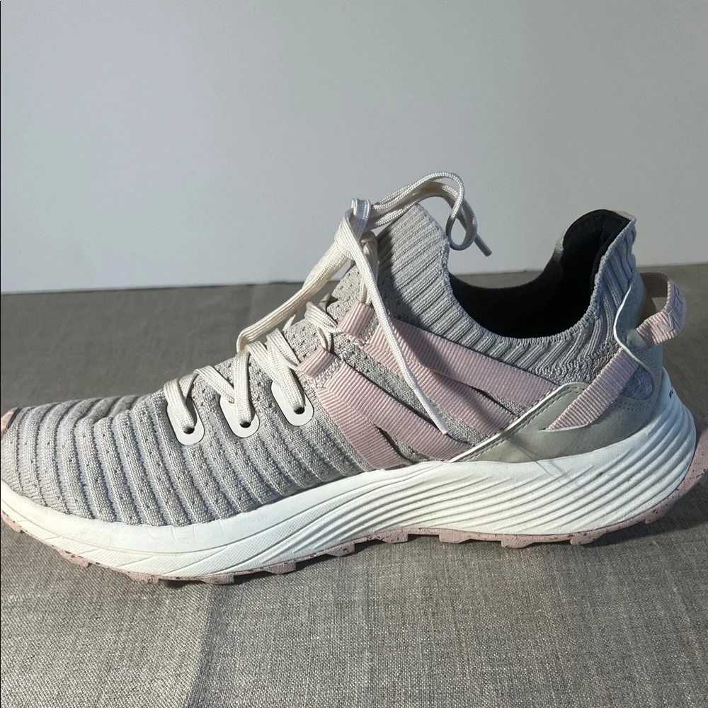 Women's Gray and Pink Merrill Vibram Sneakers 10W. SH150 - Picture 3 of 8